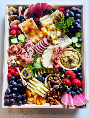 MEDIUM CHEESE PLATTER